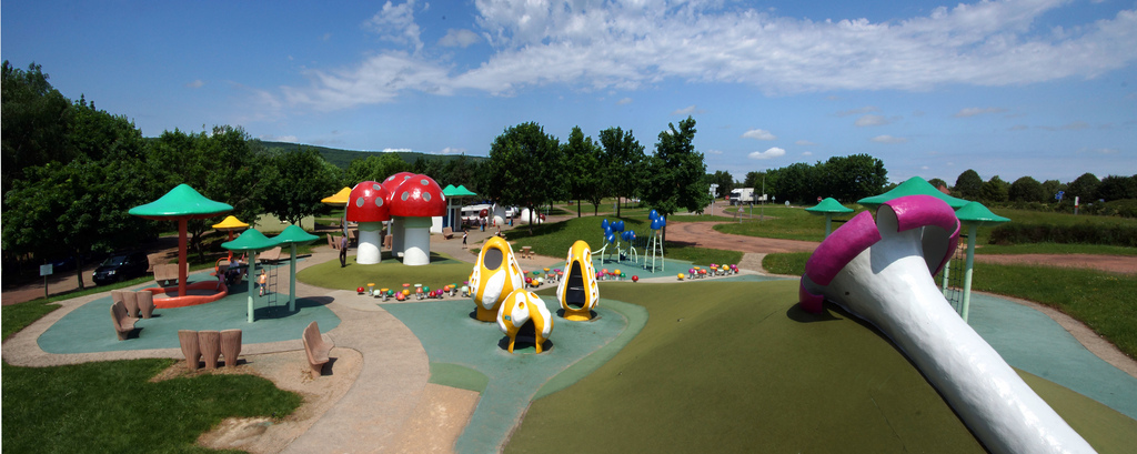 7902894408_e5abc9cbac_b